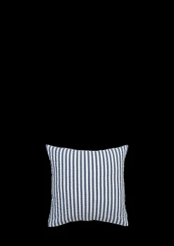 JUNA Bæk&Bølge Lines Putetrekk 63x60 cm mørk blå/hvit DK