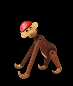 Kay Bojesen Ape x DBU Lue liten rød – Kjøp her.